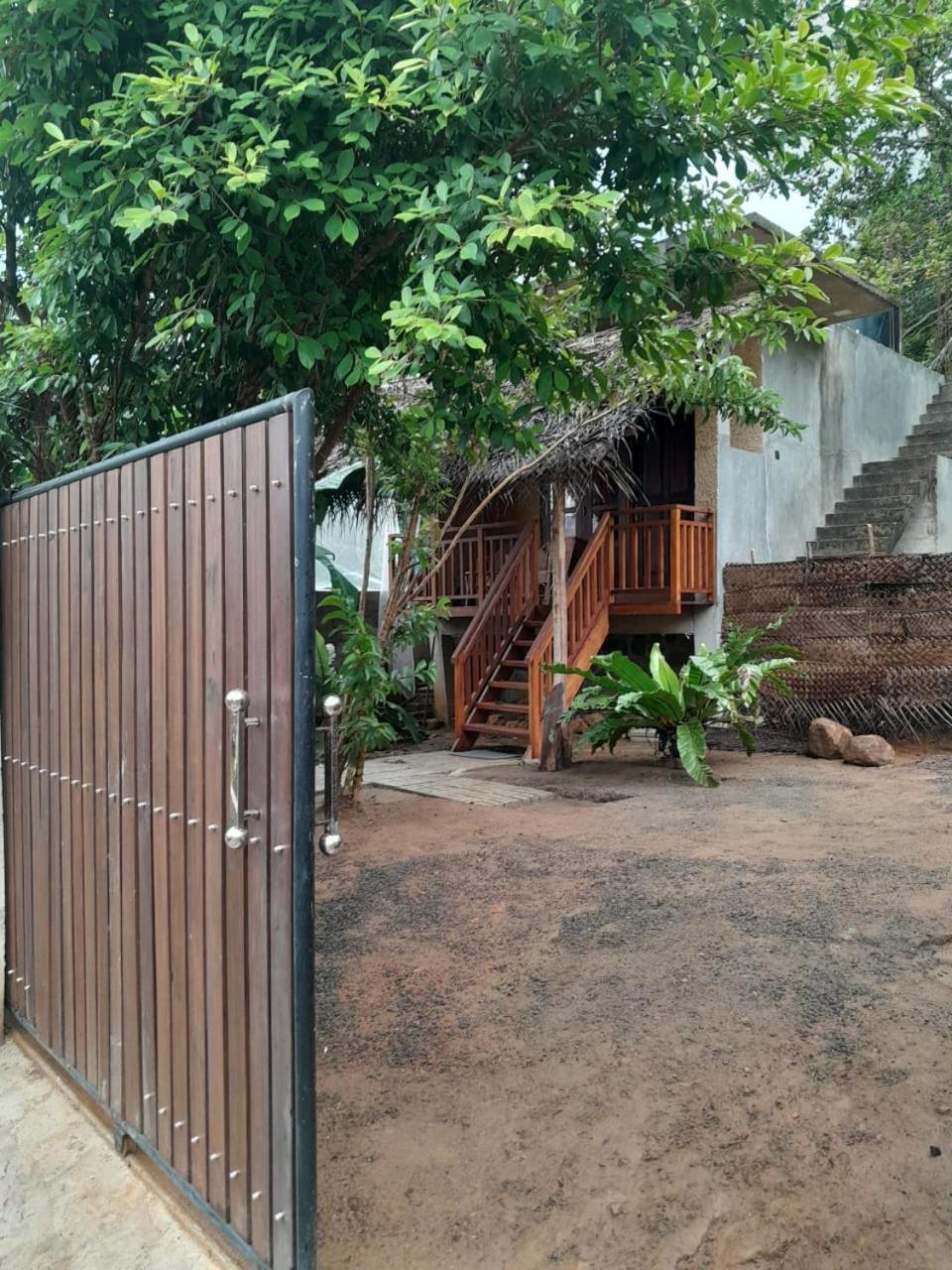 Abraham Beach House Tangalle Dış mekan fotoğraf