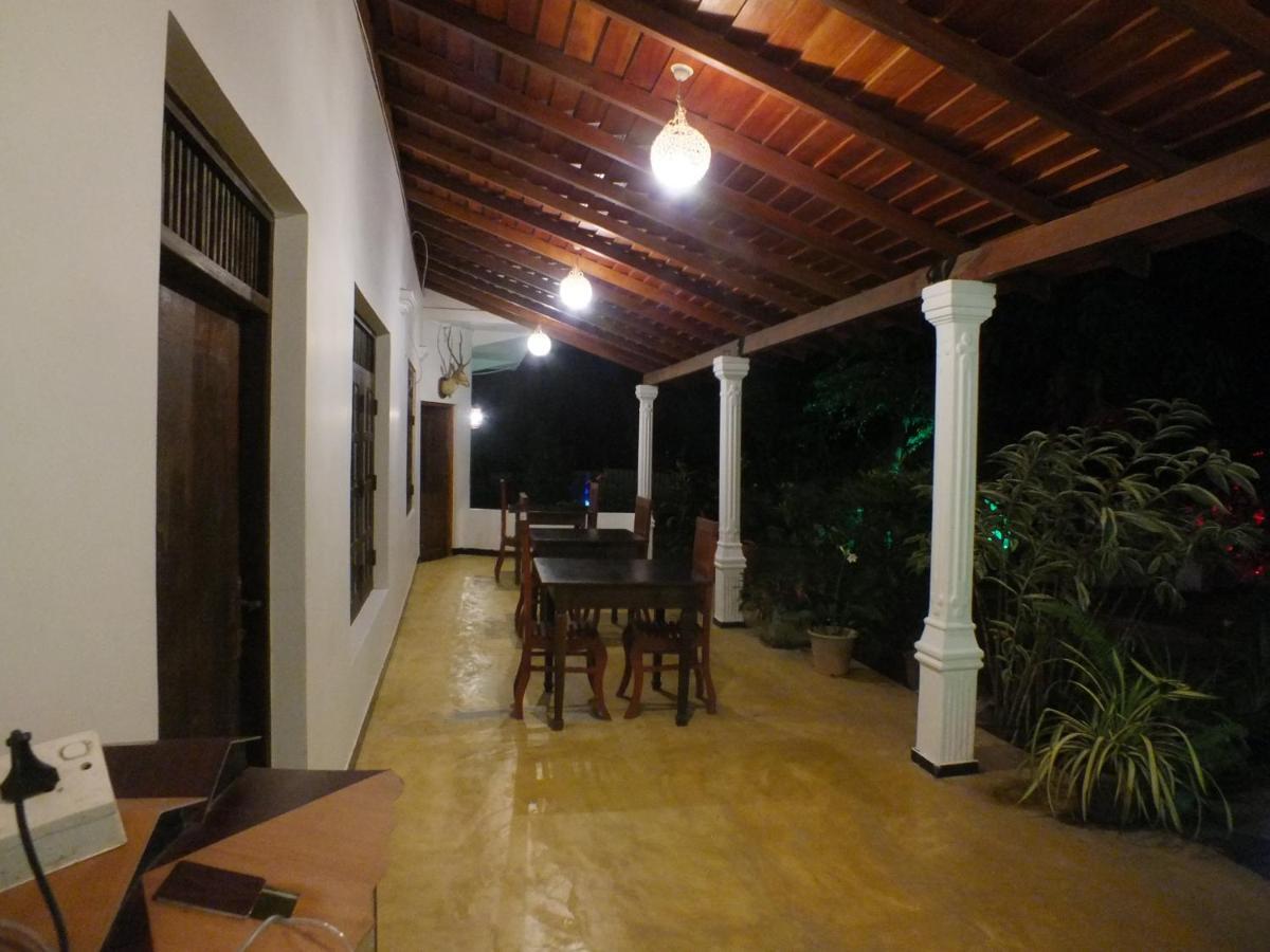 Abraham Beach House Tangalle Dış mekan fotoğraf